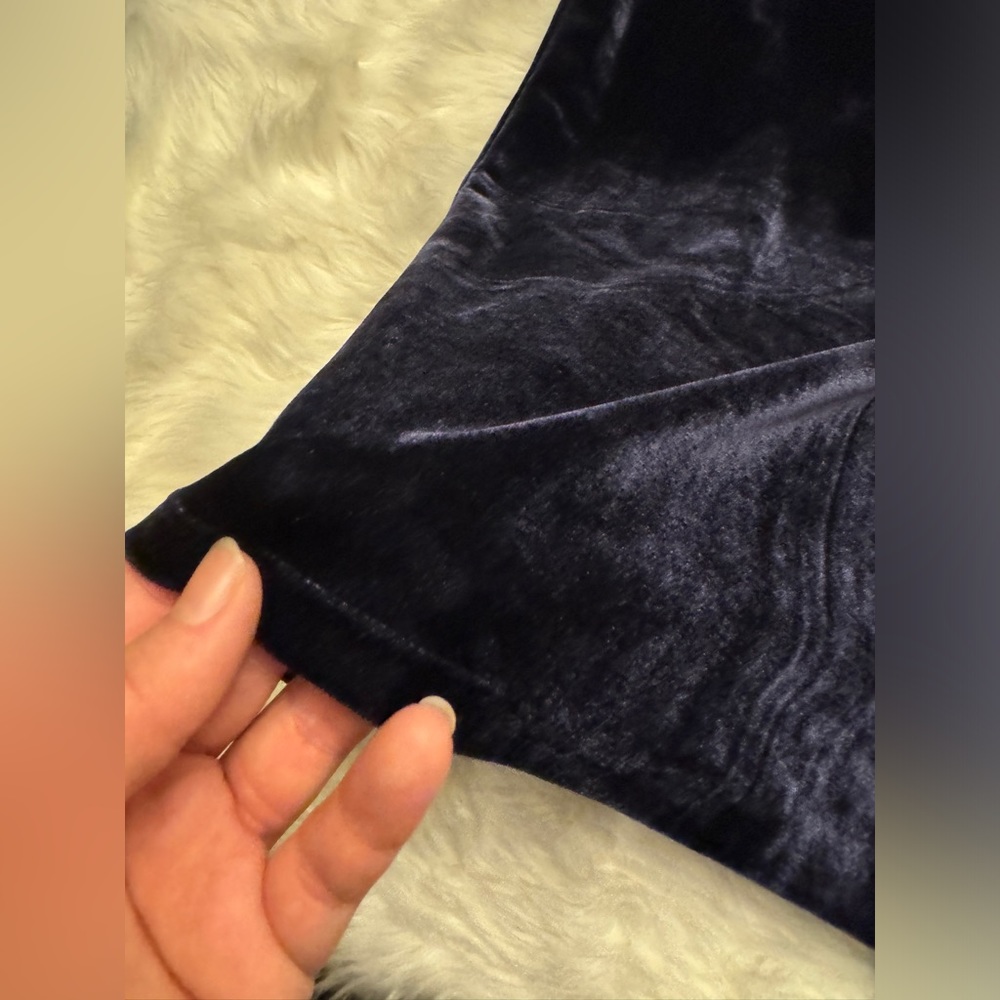 Purple Velvet midi dress - Picture 6 of 6